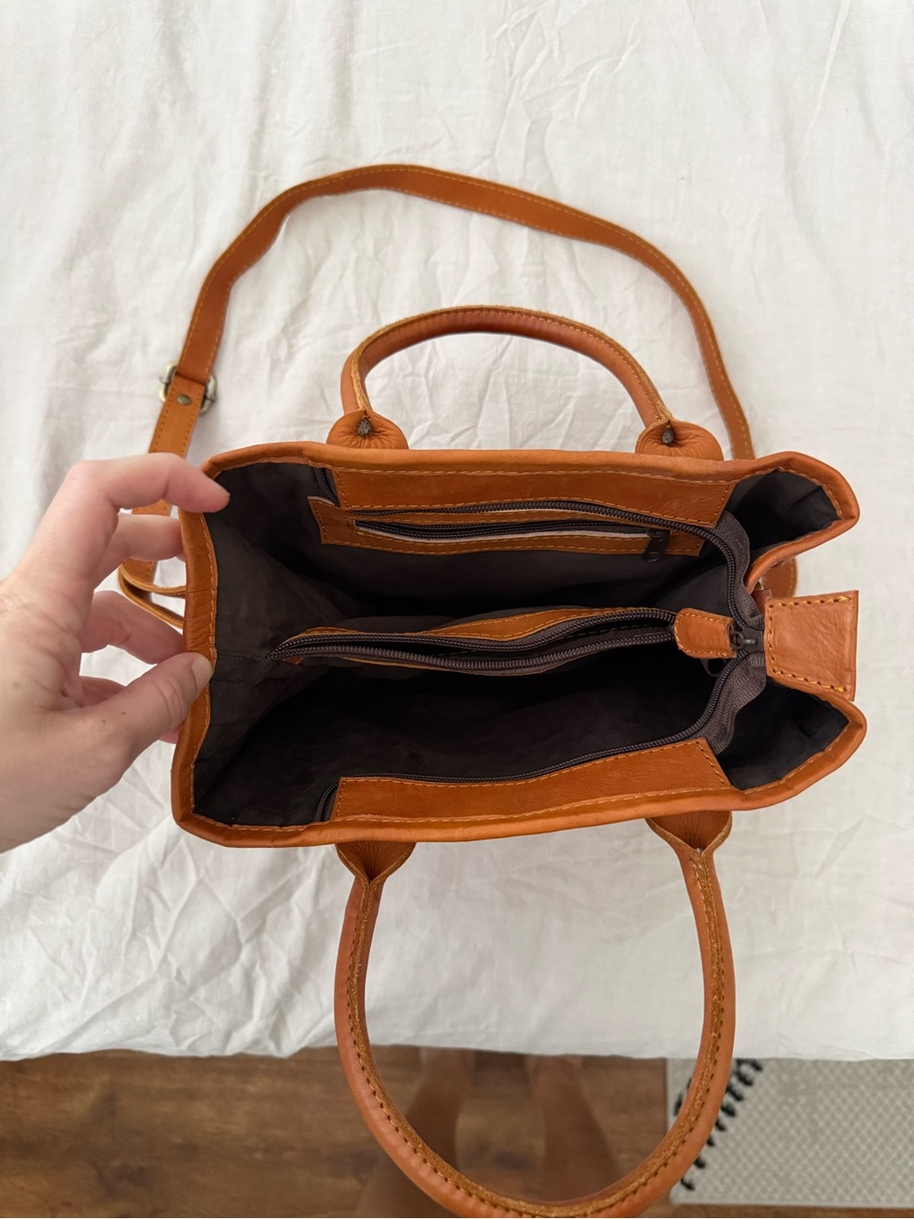 Artisan woven leather crossbody/handbag - Picture 5 of 7